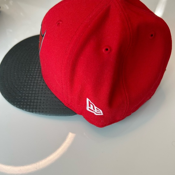 Tampa Bay Buccaneers hat - Picture 5 of 5